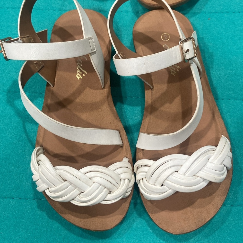 2 Pairs of Sandals Size 2M little girls